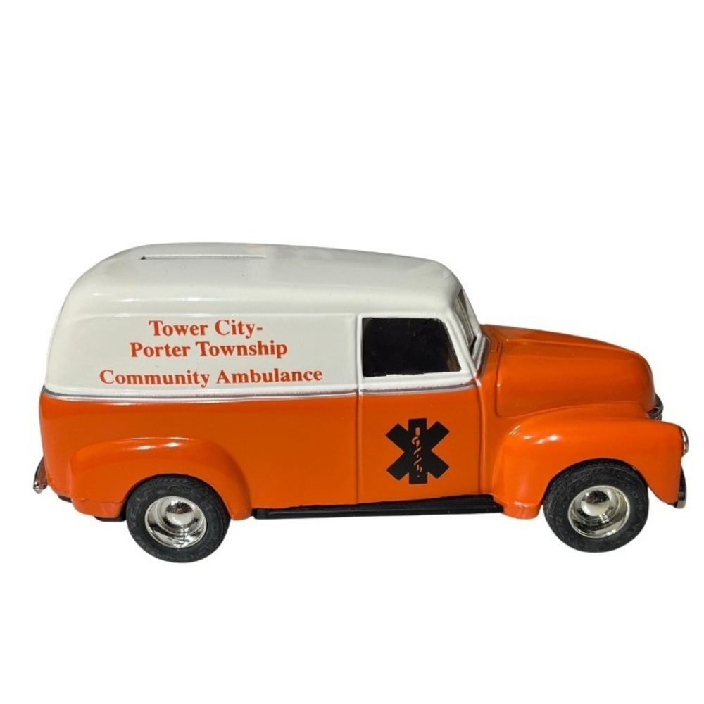 ERTL #9012 1950s Chevrolet Ambulance Tower City Porter Township Limited 1 of 500